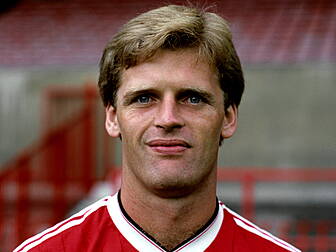 Gordon McQueen | Ex-Man Utd &...